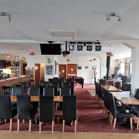 The Cliff Top Inn Бэктон Экстерьер фото